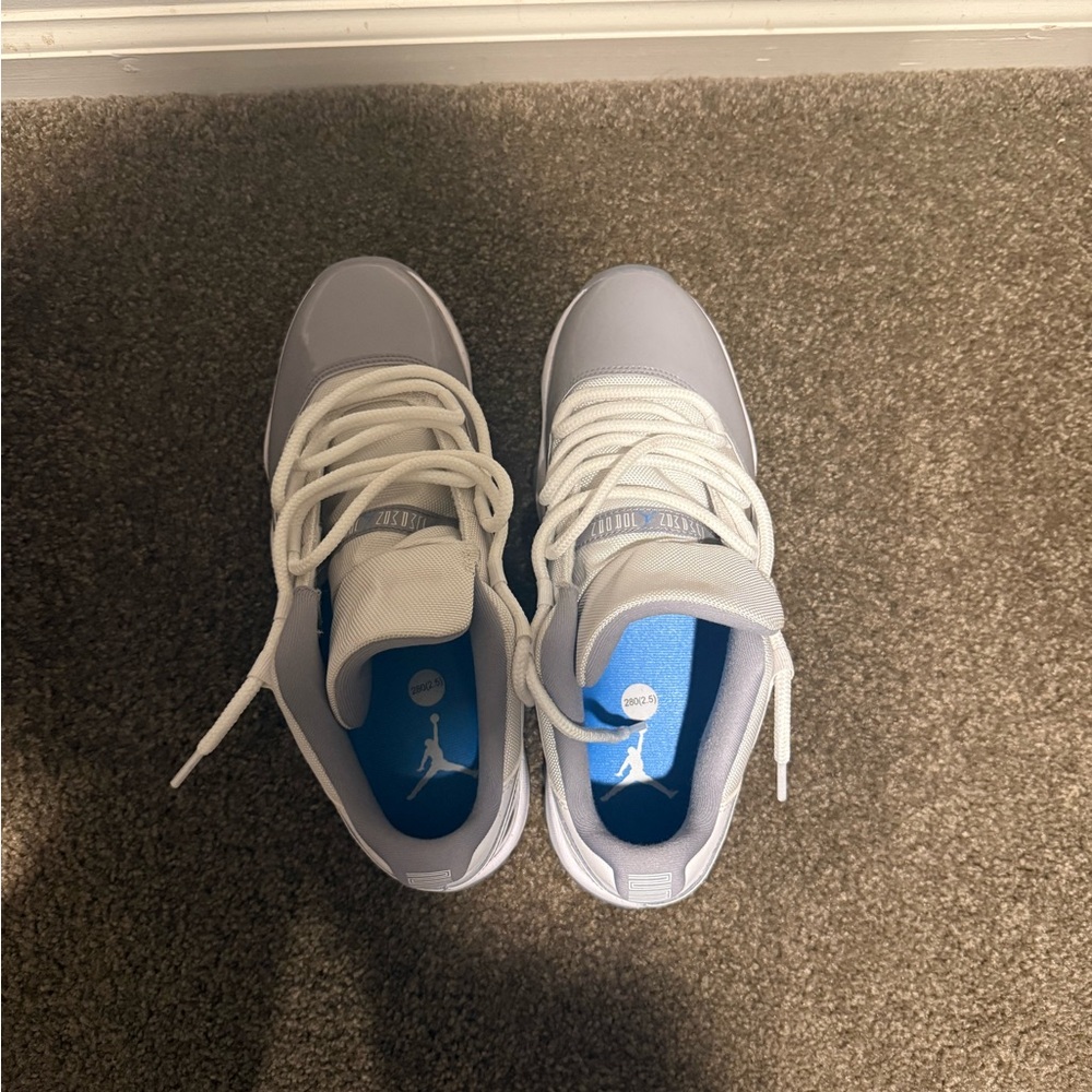 Jordan Low Cement Grey